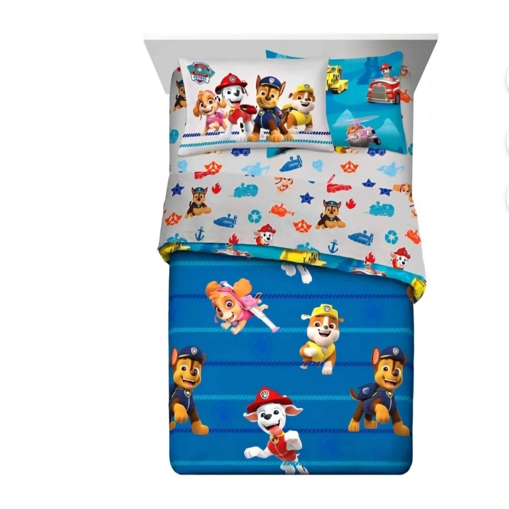 Paw Patrol Full reversible Comforter, Fitted Sheet, Flat Sheet, 2 Pillowcases,